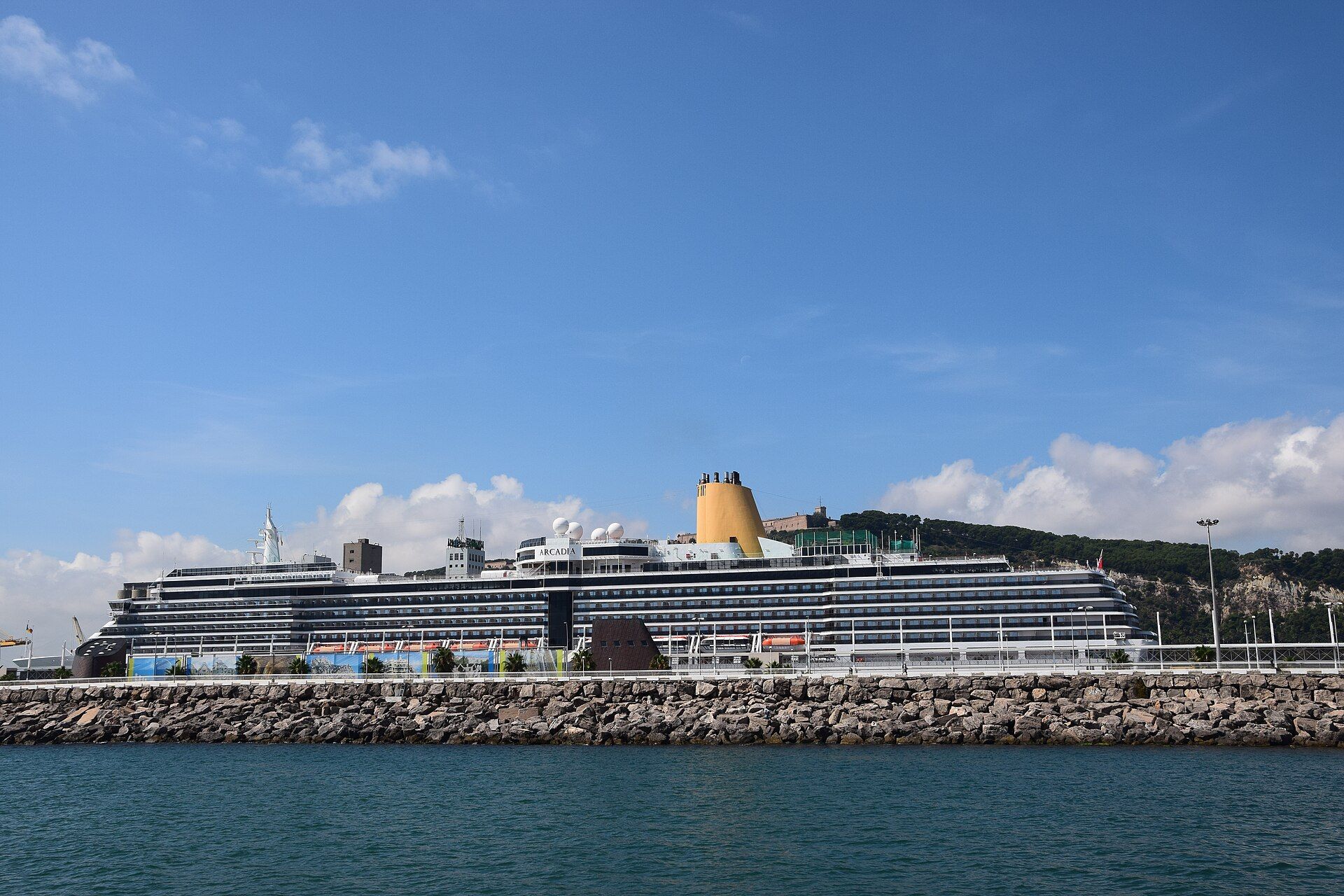 P&O's Arcadia in the port of Barcelona