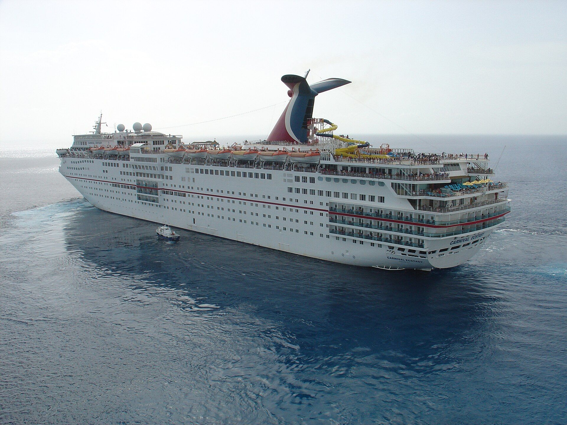 Carnival Ecstasy leaving the Puerta Maya pier in Cozumel